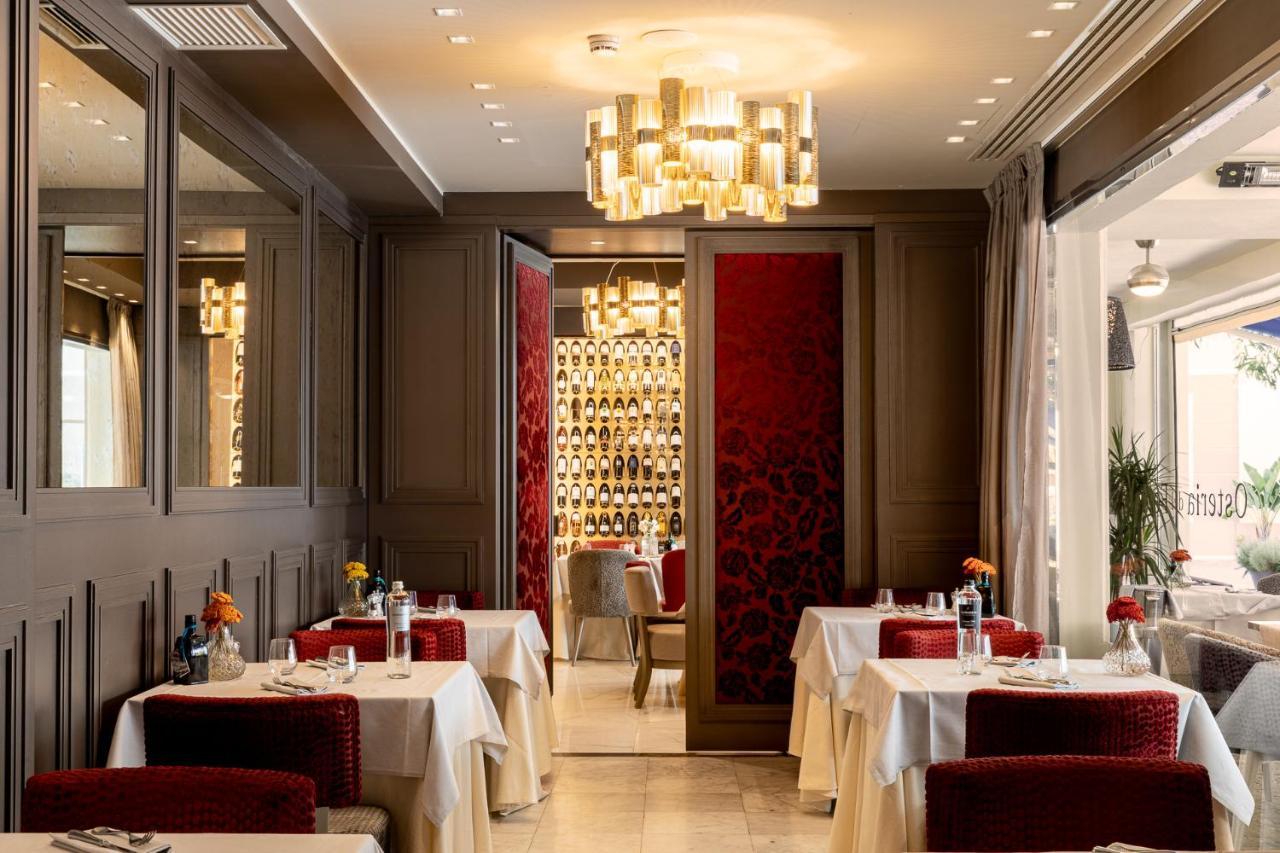 Palazzo Doglio Hotel Cagliari Eksteriør billede Restaurant "La Table d'Or"