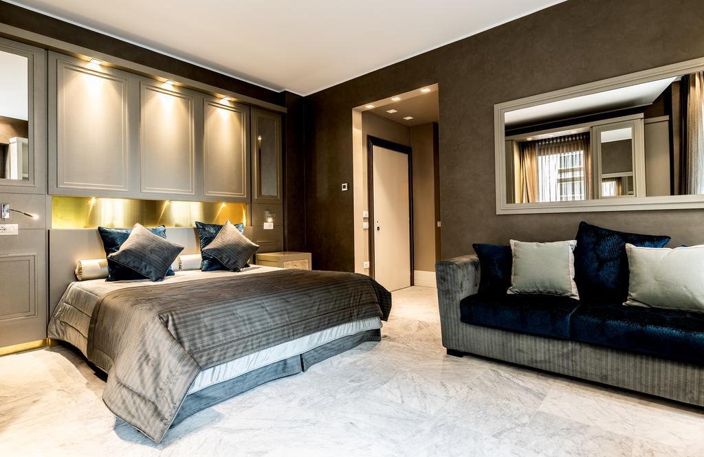 Palazzo Doglio Hotel Cagliari Eksteriør billede A bedroom