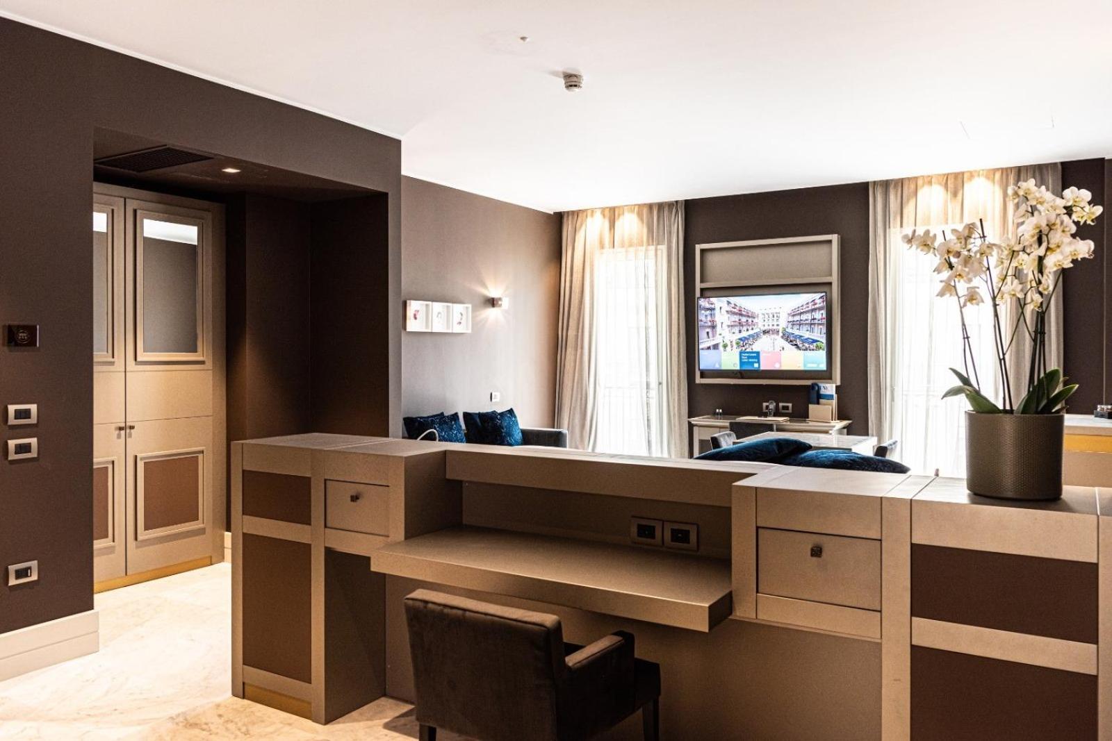 Palazzo Doglio Hotel Cagliari Eksteriør billede Suite